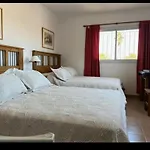 Posada De Los Lirios