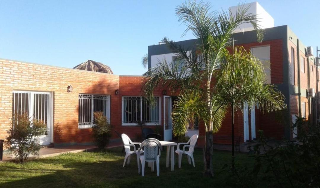 Posada De Los Lirios Villa Carlos Paz
