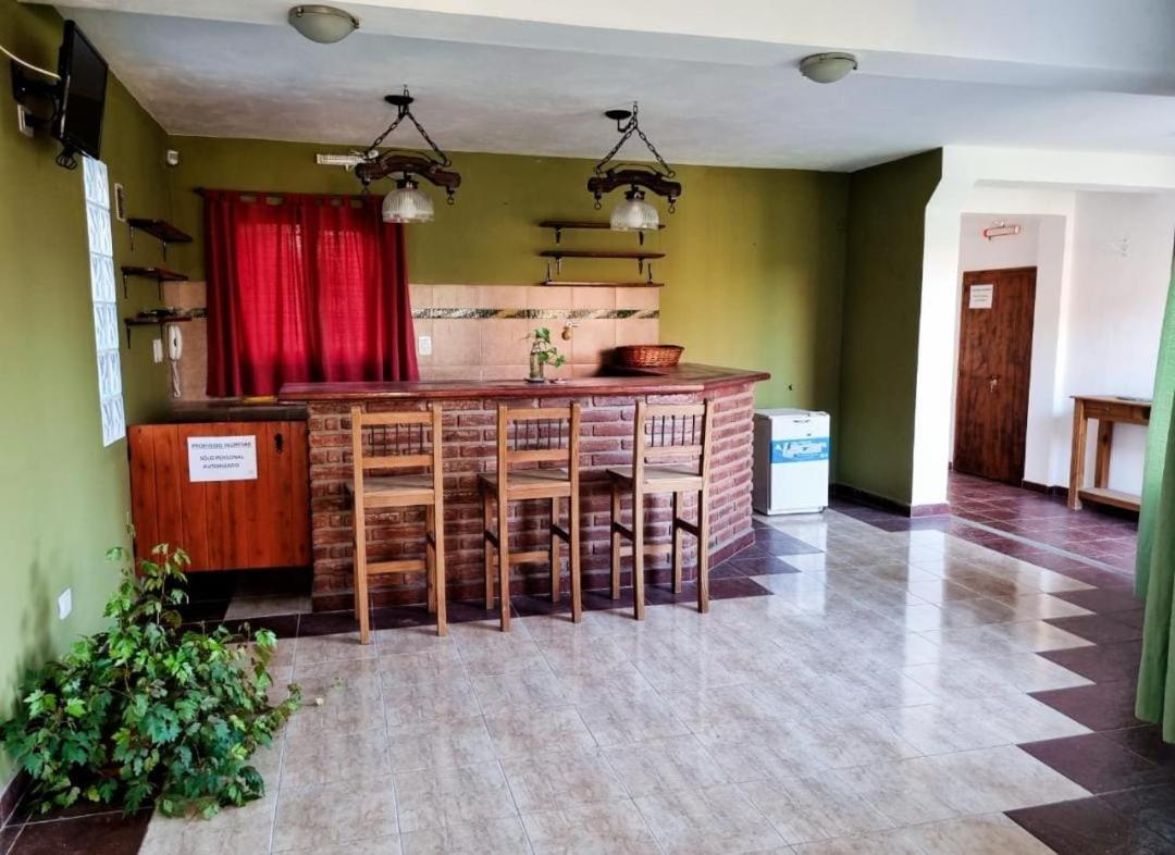 Posada De Los Lirios Hotel Villa Carlos Paz